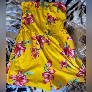 Small Woman’s Guess Summer Jumper